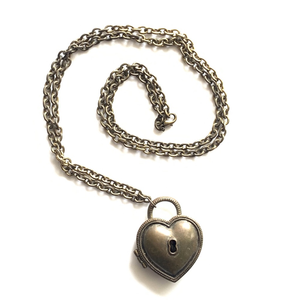 ⭐️5 for $25⭐️ Bronze Color Long Heart Lock Pendant Magnetic Locket Necklace